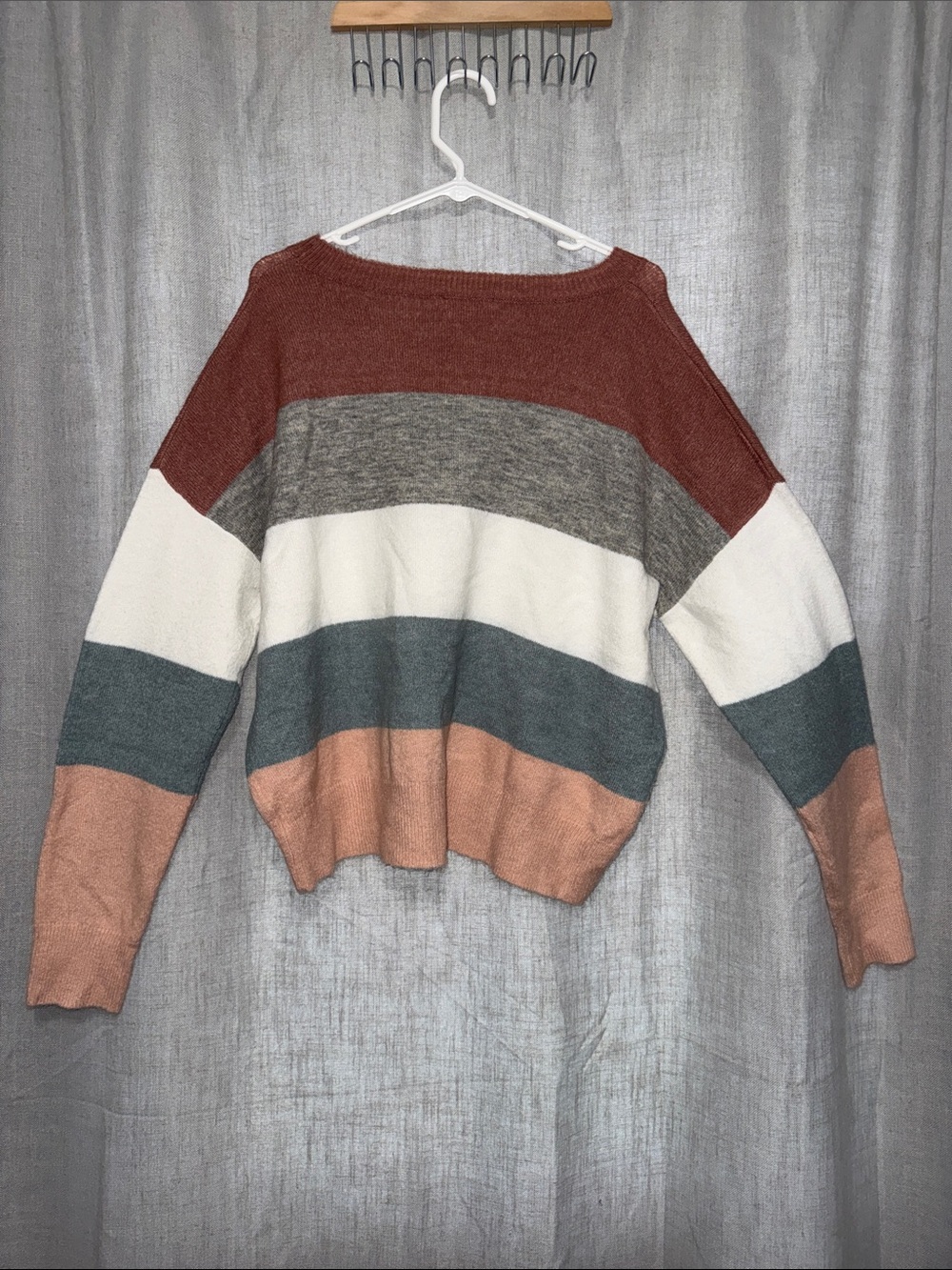 Andree by Unit Colorblock Striped Knit Sweater - Picture 4 of 8